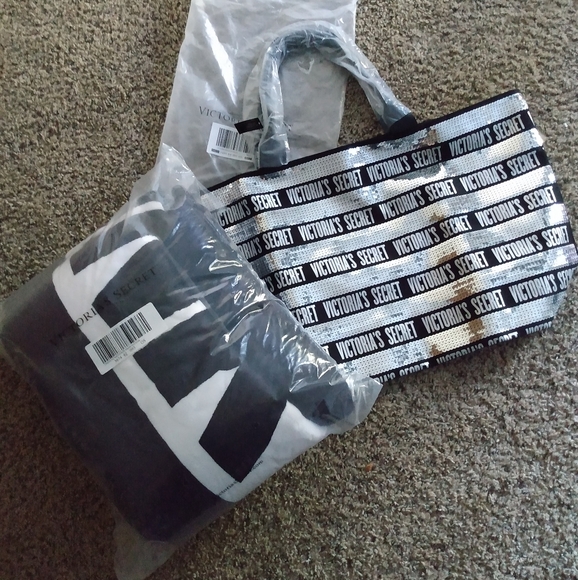 PINK Victoria's Secret Other - TRADE don't buy!!!